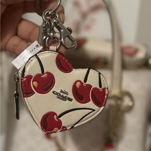 🍒 COACH CHERRY HEART KEYCHAIN – BRAND NEW W/ TAGS 🍒